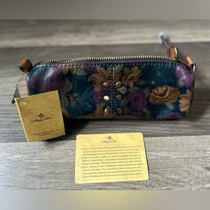 Patricia Nash new with tag pouch